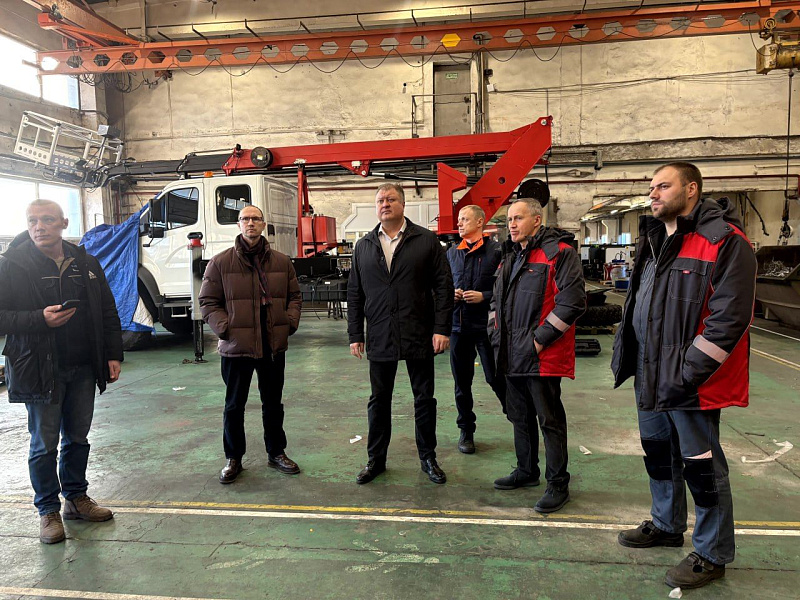  Тверская машиностроительная компания почти на четверть увеличит выпуск гидравлических подъёмников, благодаря участию в федеральном проекте «Производительность труда» 0